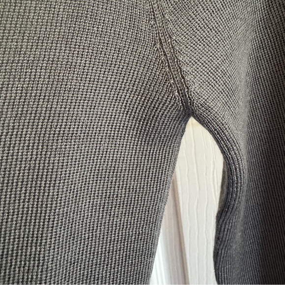 Prada - Picture 6 of 8